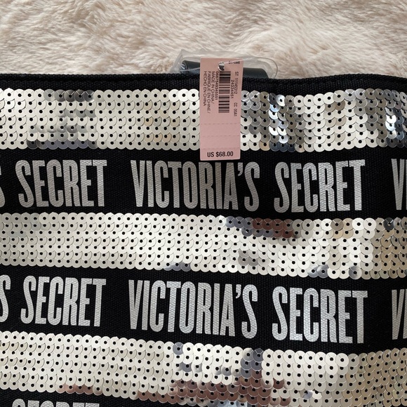 Victoria Secret Tote bag + Clutch/Wristlet - Picture 5 of 5